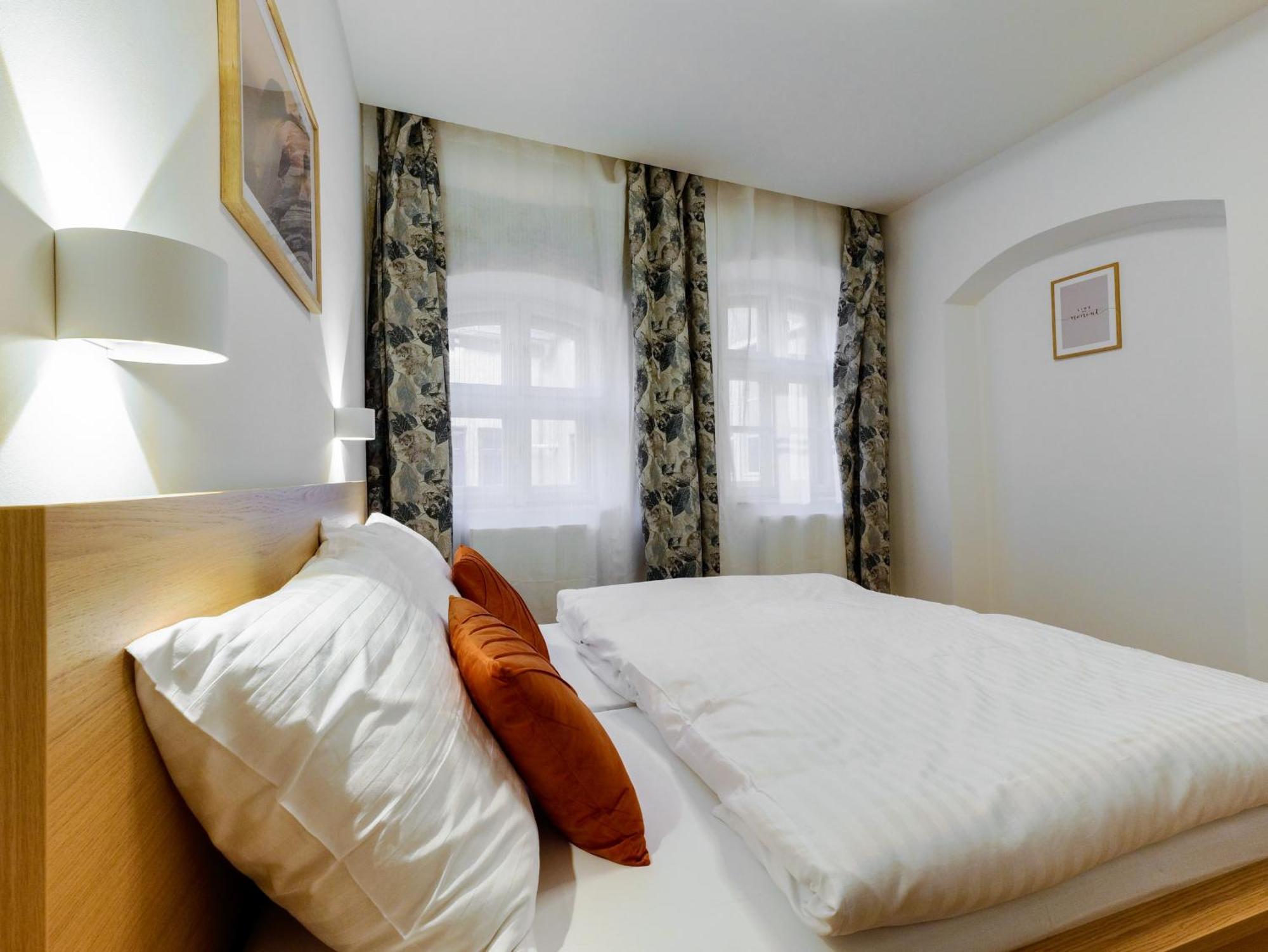 Hviezdoslavova Apartments, Trnava Centre, Parking Available 외부 사진