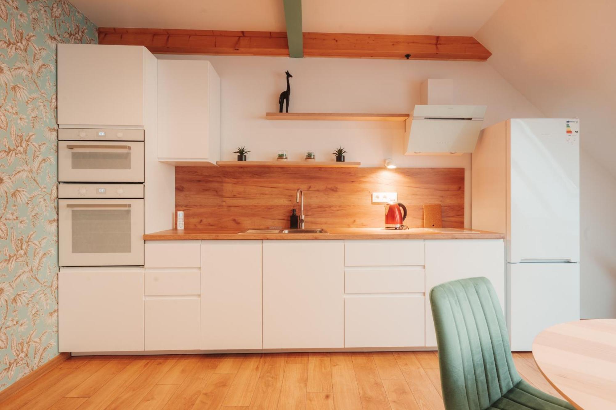 Hviezdoslavova Apartments, Trnava Centre, Parking Available 외부 사진