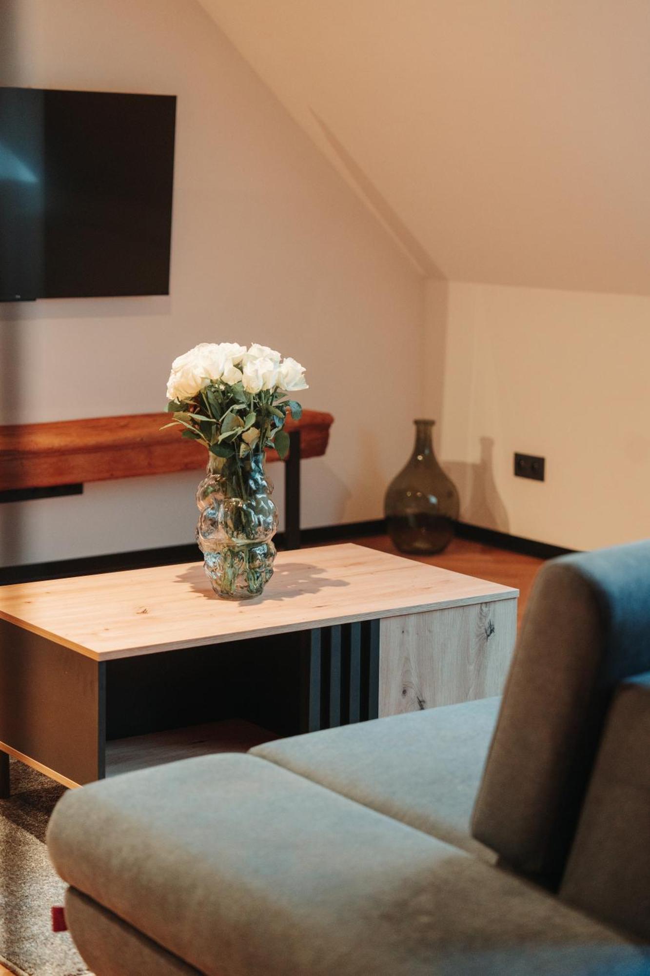 Hviezdoslavova Apartments, Trnava Centre, Parking Available 외부 사진