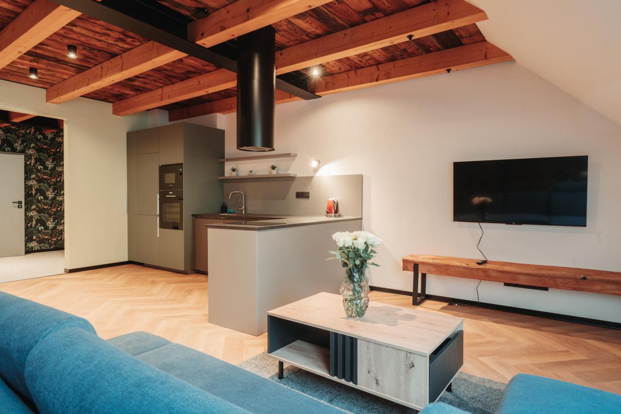 Hviezdoslavova Apartments, Trnava Centre, Parking Available 외부 사진