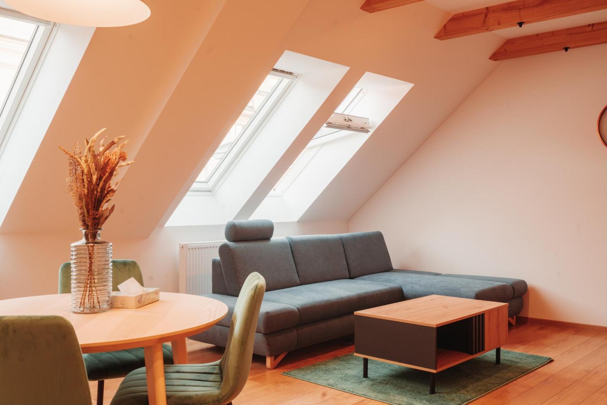 Hviezdoslavova Apartments, Trnava Centre, Parking Available 외부 사진