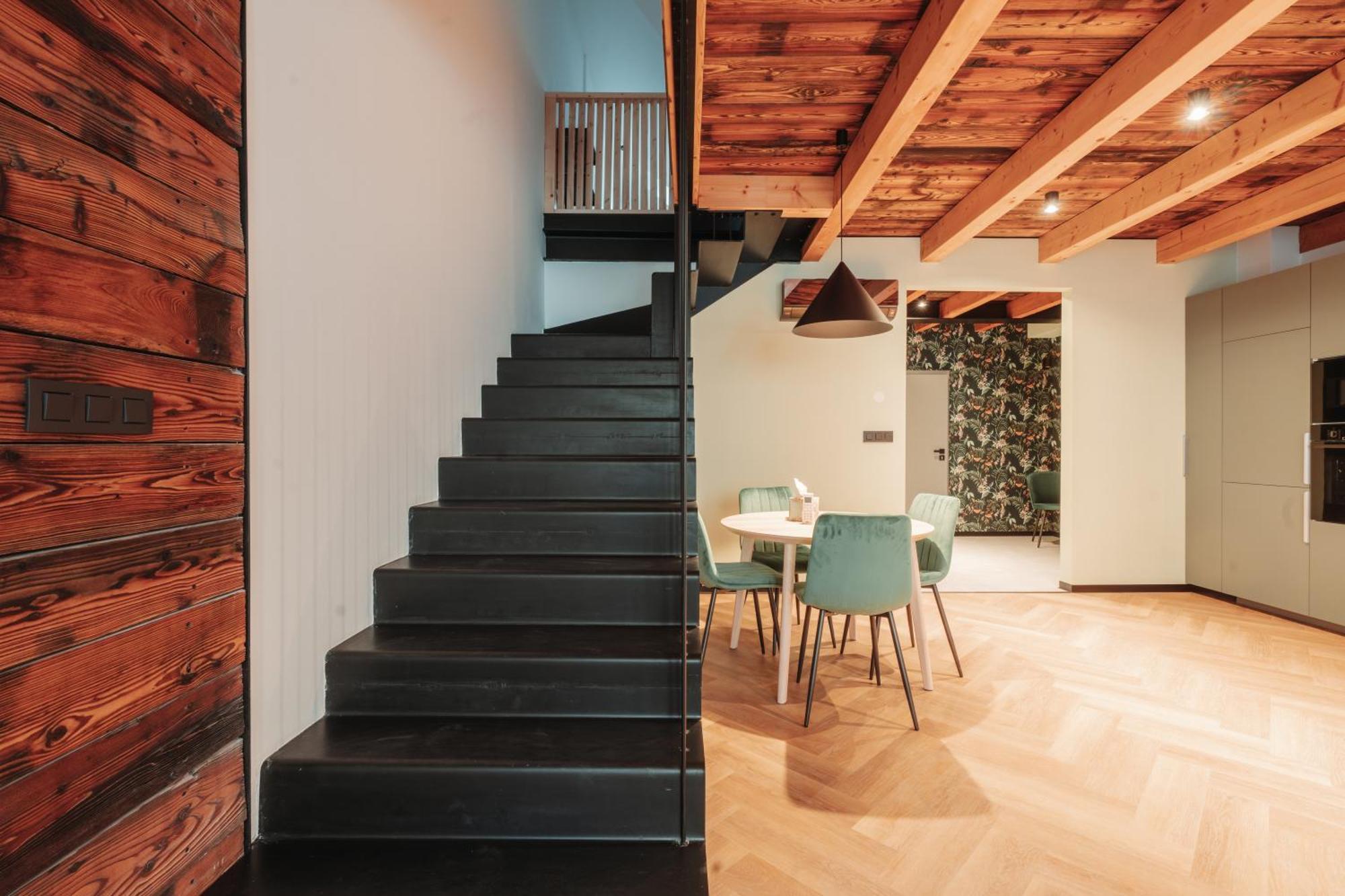 Hviezdoslavova Apartments, Trnava Centre, Parking Available 외부 사진