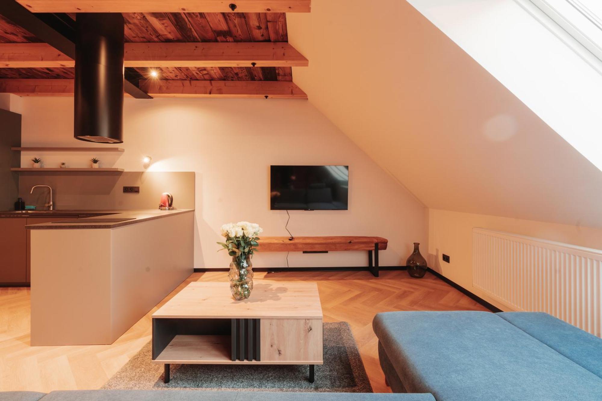 Hviezdoslavova Apartments, Trnava Centre, Parking Available 외부 사진
