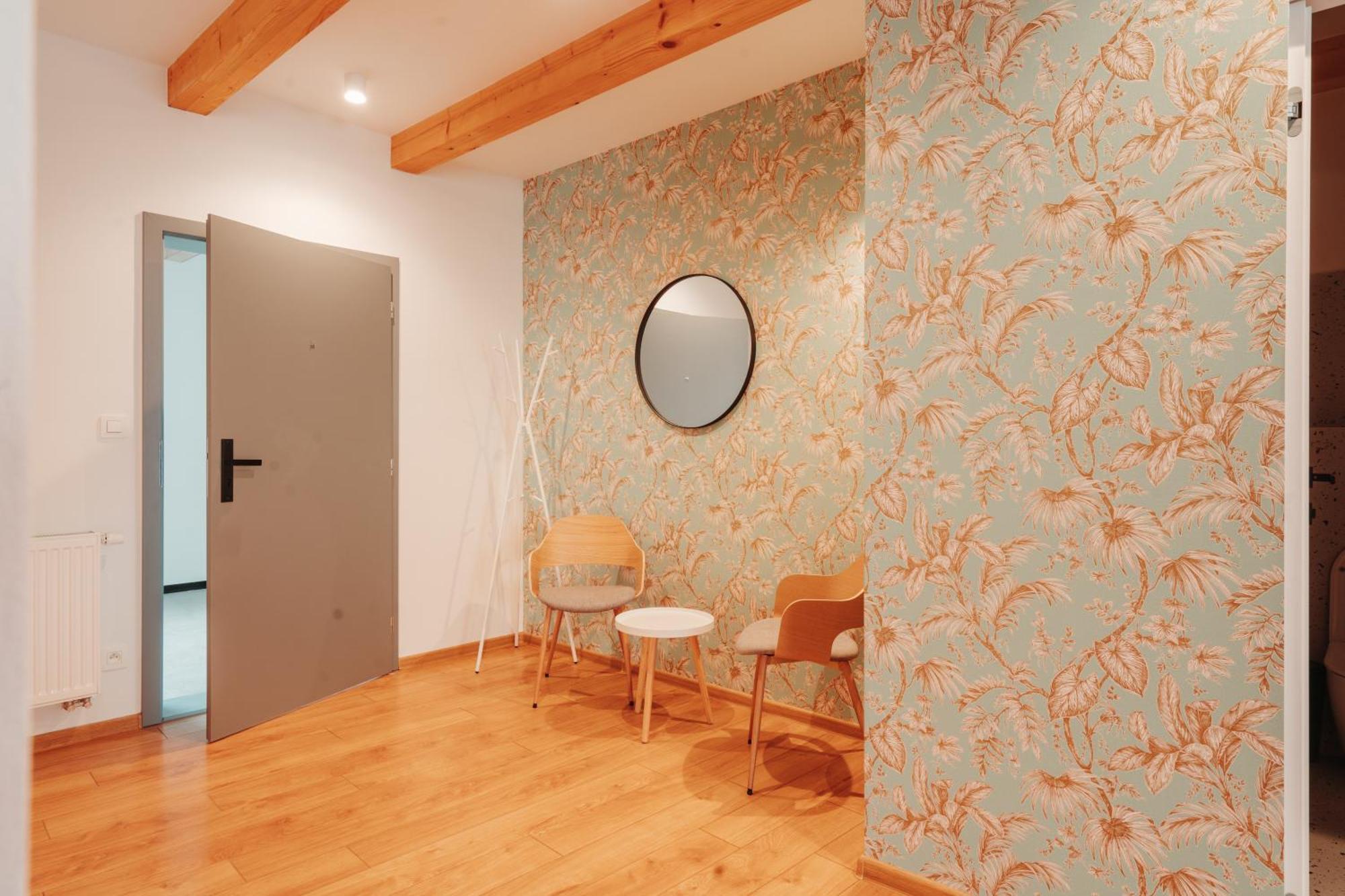 Hviezdoslavova Apartments, Trnava Centre, Parking Available 외부 사진