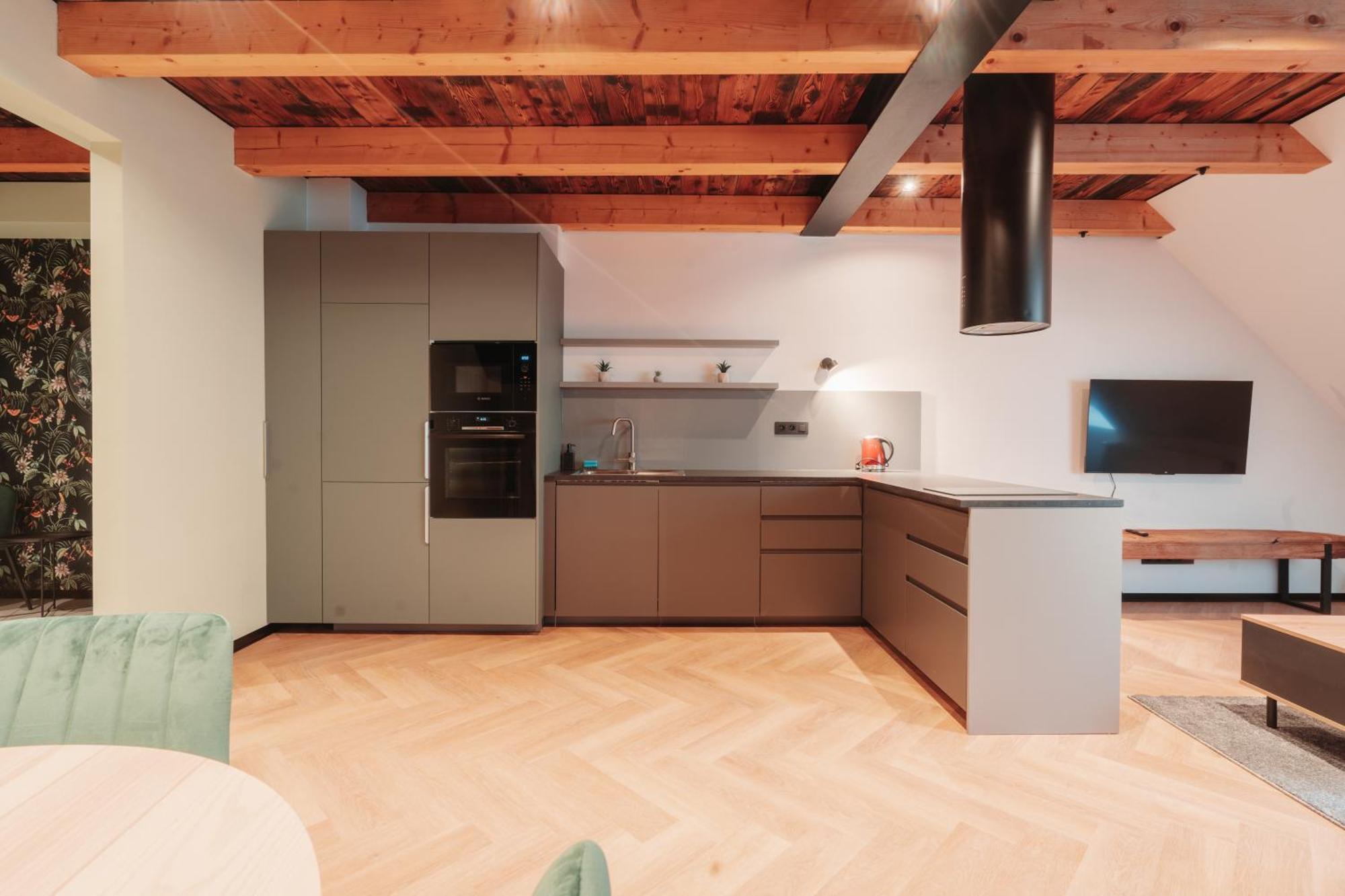 Hviezdoslavova Apartments, Trnava Centre, Parking Available 외부 사진