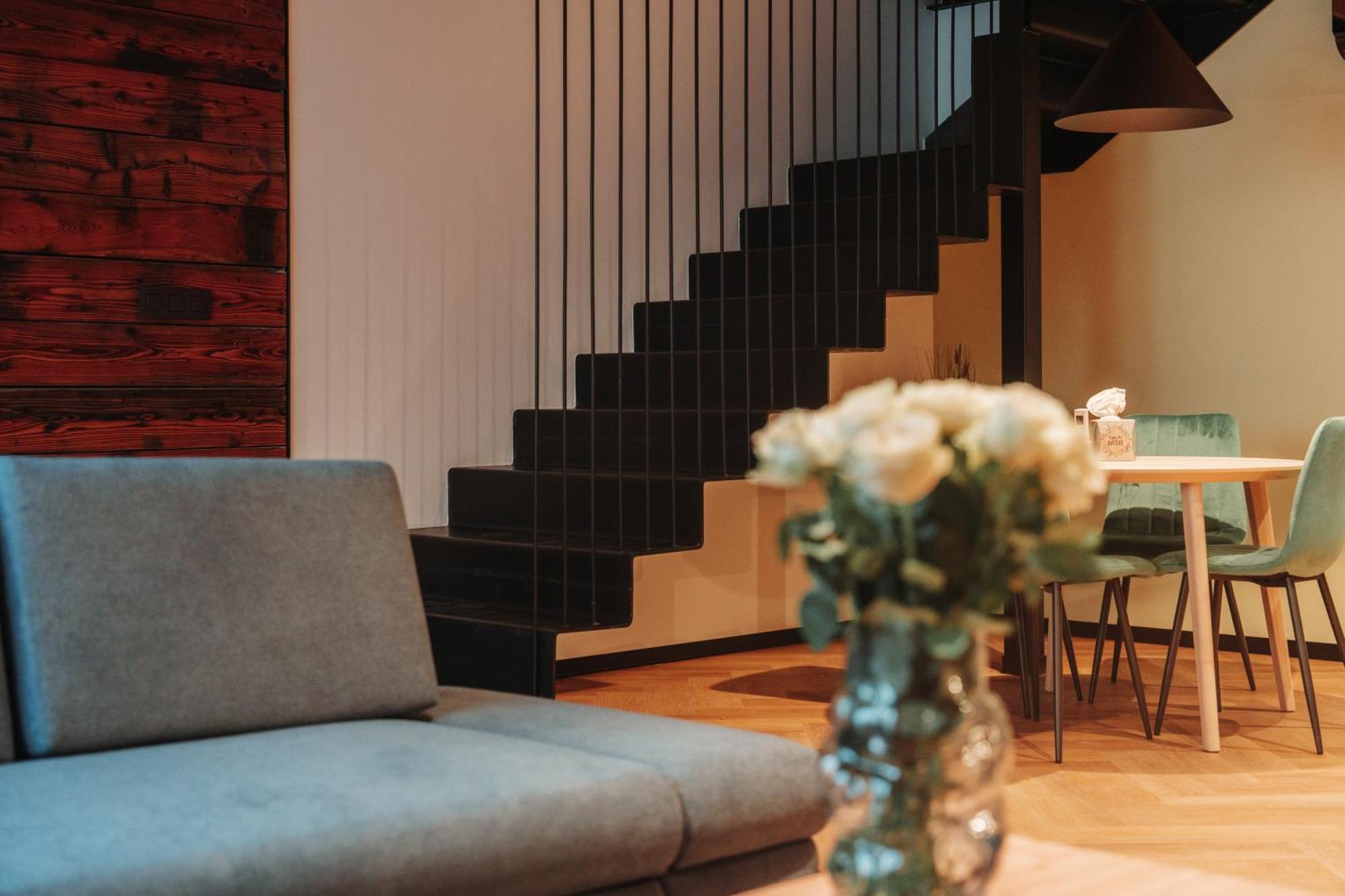 Hviezdoslavova Apartments, Trnava Centre, Parking Available 외부 사진