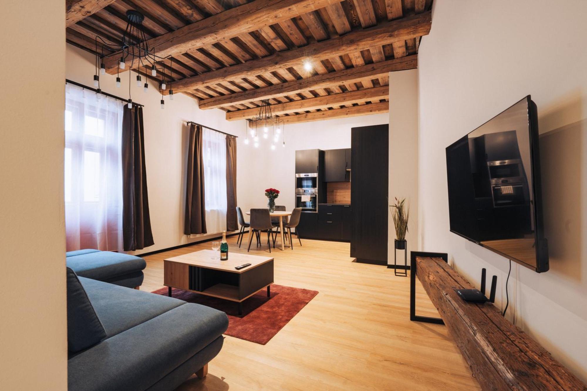 Hviezdoslavova Apartments, Trnava Centre, Parking Available 외부 사진